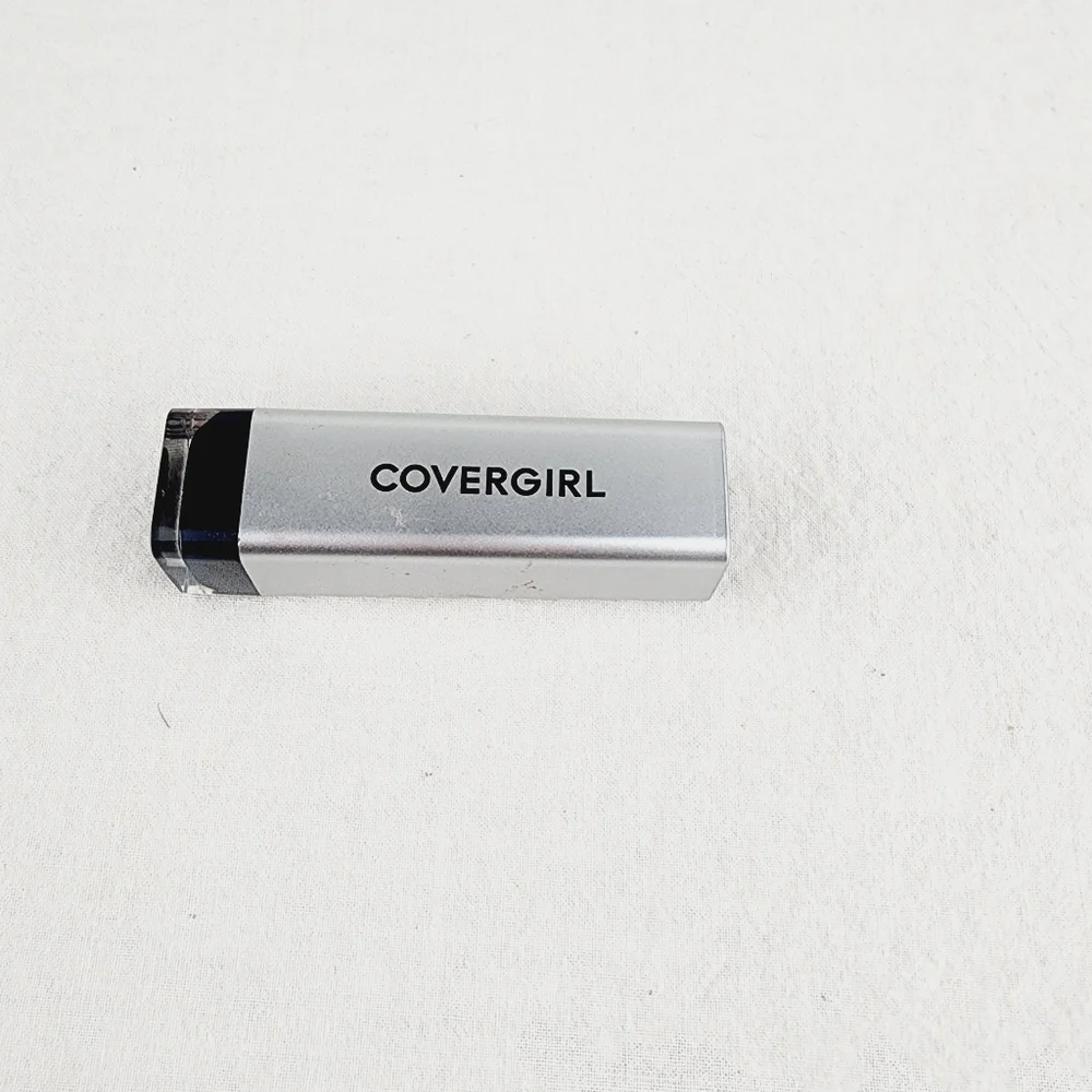 LAST ONE 🔥Covergirl Exhibitionist metallic lipstick shade 550